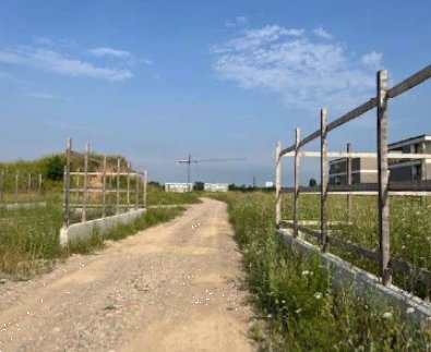 terreno edificabile in vendita a Stezzano
