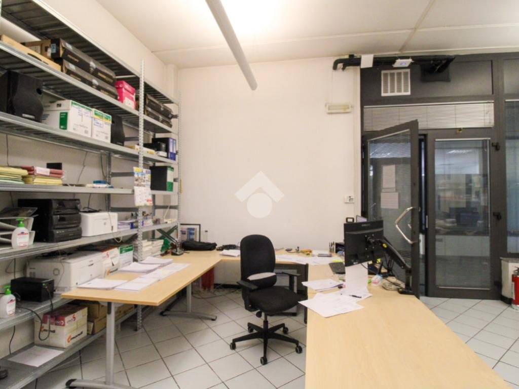 ufficio in vendita a Stezzano