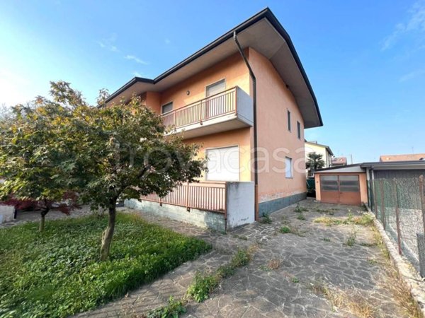 appartamento in vendita a Stezzano