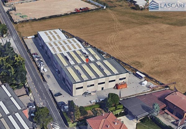 negozio in vendita a Stezzano