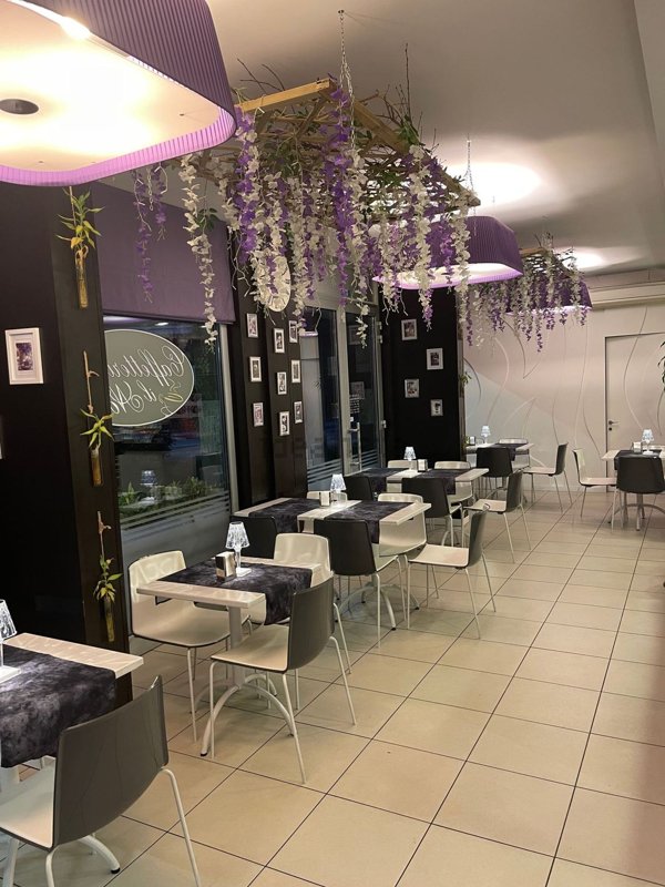 negozio in vendita a Stezzano