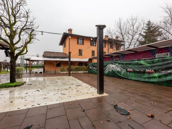 casa indipendente in vendita a Stezzano