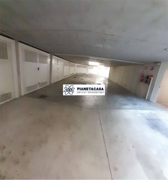box auto in vendita a Stezzano
