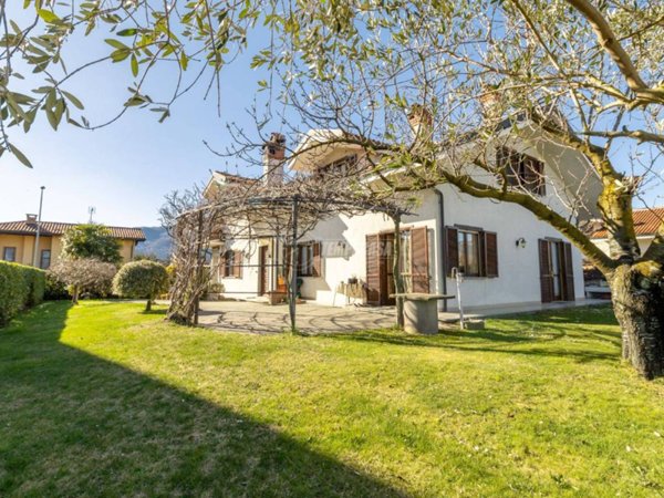 casa indipendente in vendita ad Avigliana