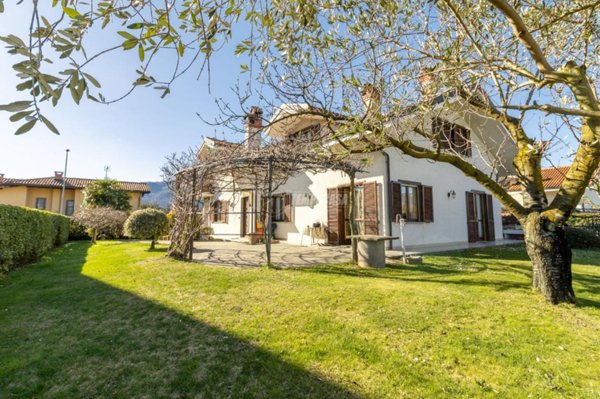 casa indipendente in vendita ad Avigliana