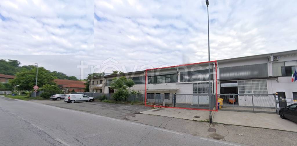 locale commerciale in vendita ad Avigliana