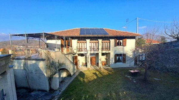 casa indipendente in vendita ad Avigliana