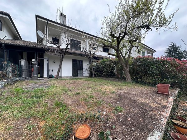 casa indipendente in vendita ad Avigliana