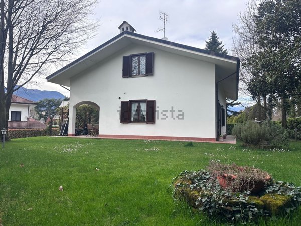 casa indipendente in vendita ad Avigliana
