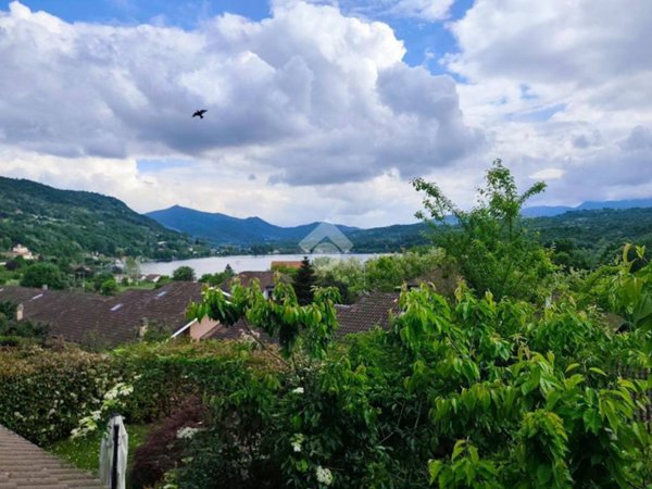 casa indipendente in vendita ad Avigliana