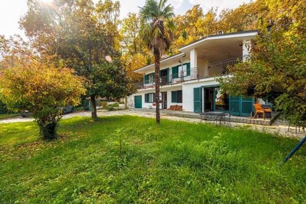 casa indipendente in vendita ad Avigliana