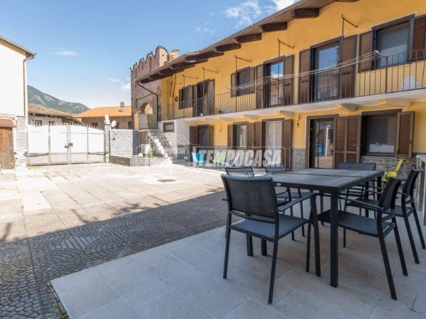 casa indipendente in vendita ad Avigliana