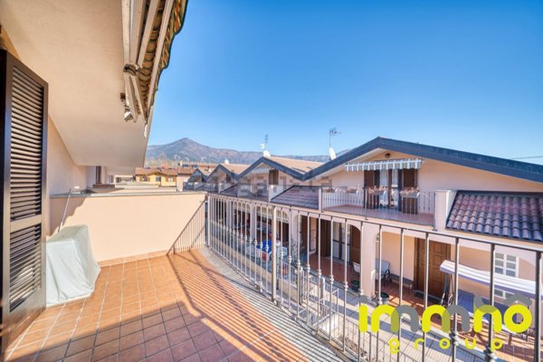 casa indipendente in vendita ad Avigliana