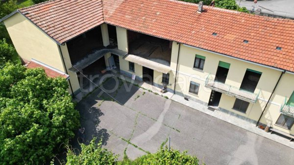 casa indipendente in vendita ad Avigliana