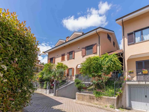 casa indipendente in vendita ad Avigliana