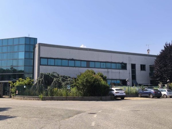capannone in vendita ad Avigliana