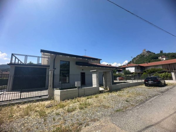 casa indipendente in vendita ad Avigliana
