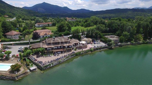 negozio in vendita ad Avigliana