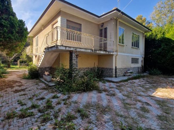 casa indipendente in vendita ad Avigliana