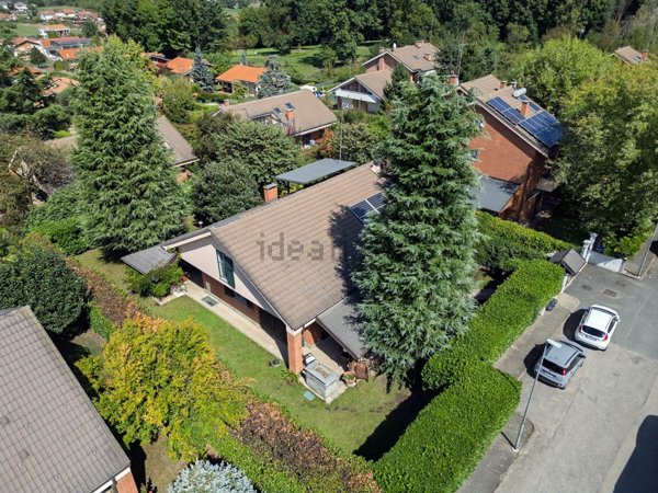 casa indipendente in vendita ad Avigliana