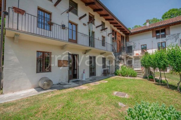 casa indipendente in vendita ad Avigliana