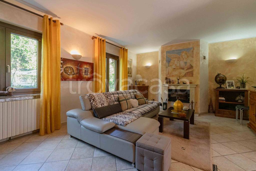 casa indipendente in vendita ad Avigliana