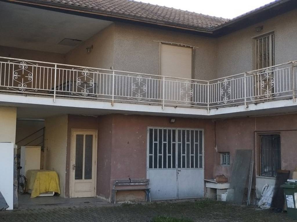 casa indipendente in vendita ad Avigliana