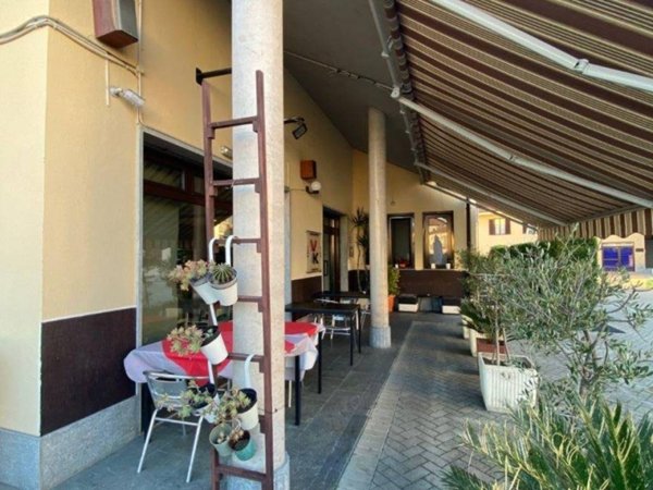 negozio in vendita ad Avigliana