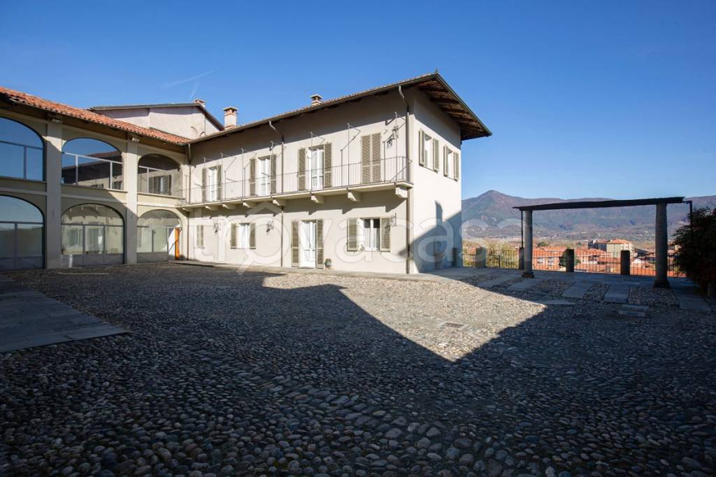 casa indipendente in vendita ad Avigliana