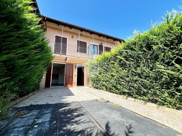 casa indipendente in vendita ad Avigliana