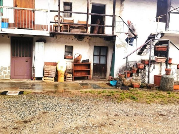 casa indipendente in vendita ad Avigliana