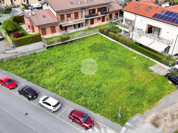 casa indipendente in vendita ad Avigliana