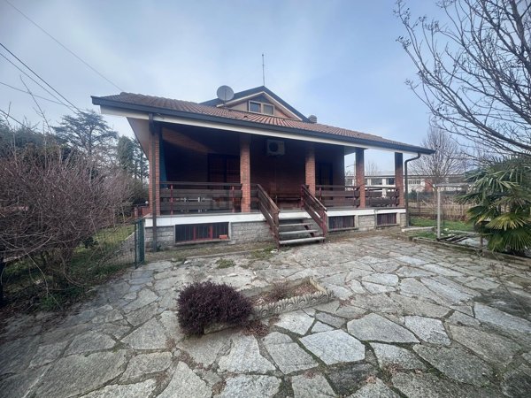 casa indipendente in vendita ad Avigliana