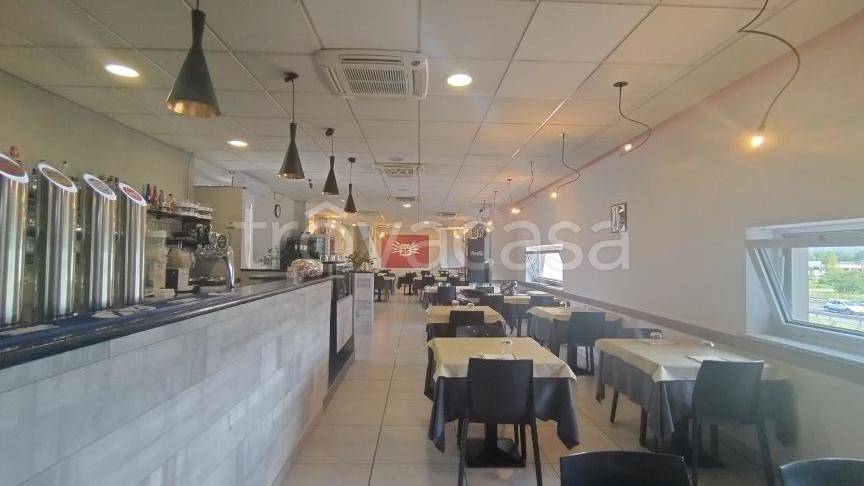 negozio in vendita ad Avigliana