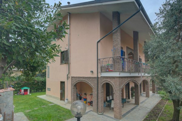 casa indipendente in vendita ad Avigliana