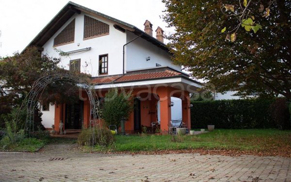 casa indipendente in vendita ad Avigliana