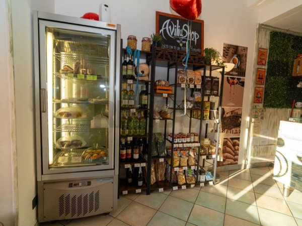 negozio in vendita ad Avigliana