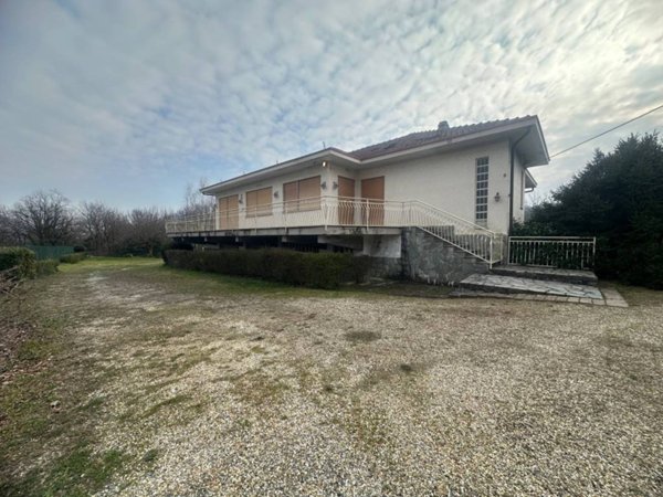 casa indipendente in vendita ad Avigliana