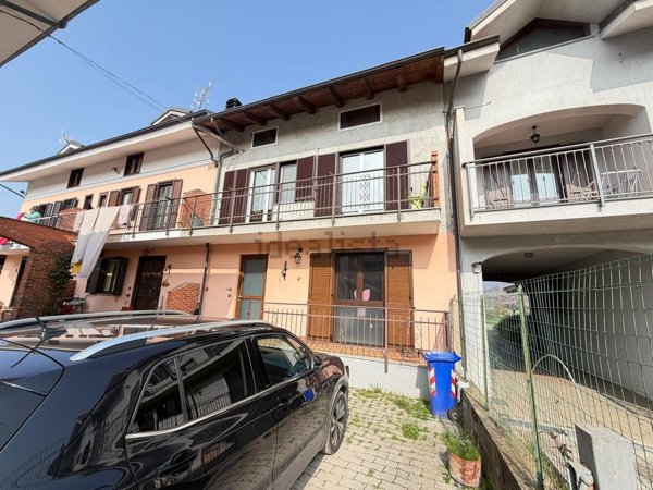 casa indipendente in vendita ad Avigliana