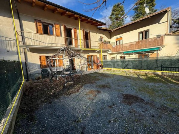 casa indipendente in vendita ad Avigliana