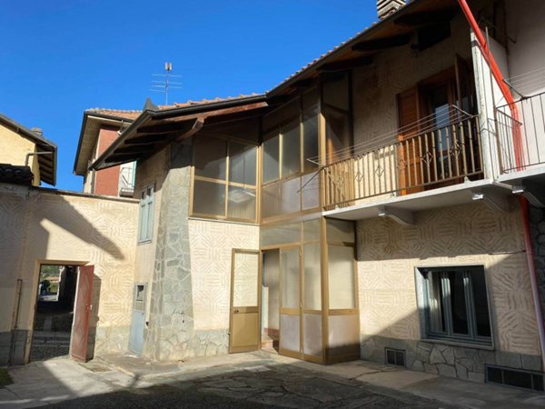 casa indipendente in vendita ad Avigliana