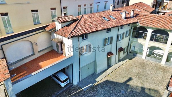 casa indipendente in vendita ad Avigliana