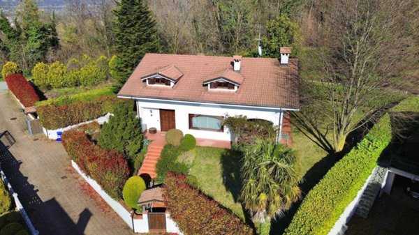 casa indipendente in vendita ad Avigliana