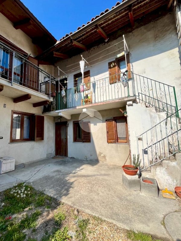 casa indipendente in vendita ad Avigliana