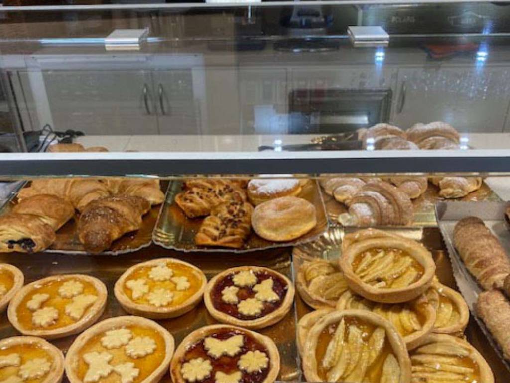 negozio in vendita ad Avigliana