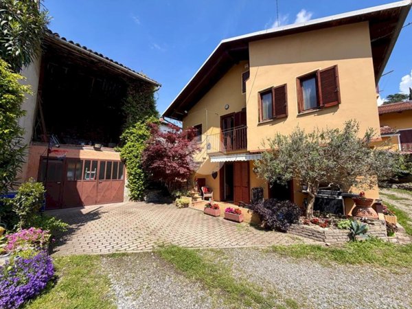 casa semindipendente in vendita ad Avigliana