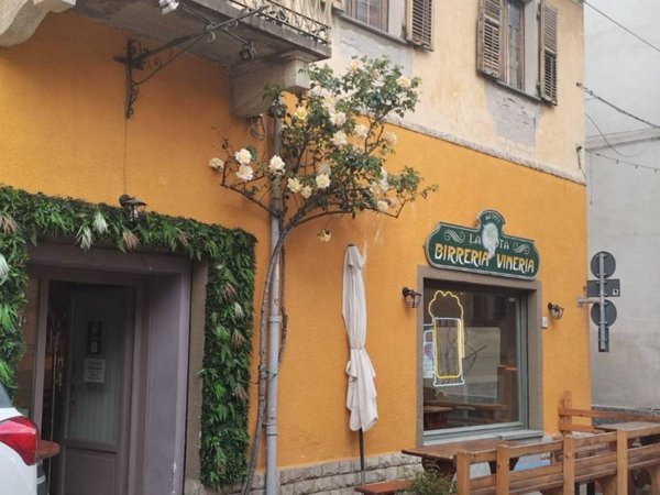 negozio in vendita ad Avigliana