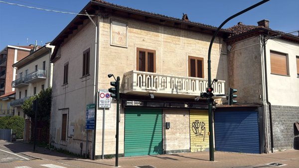 casa indipendente in vendita ad Avigliana