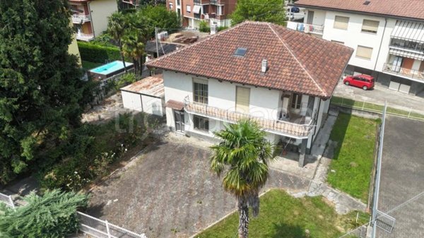 casa indipendente in vendita ad Avigliana