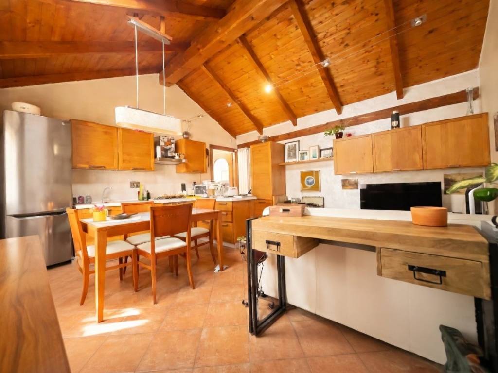 casa indipendente in vendita ad Avigliana